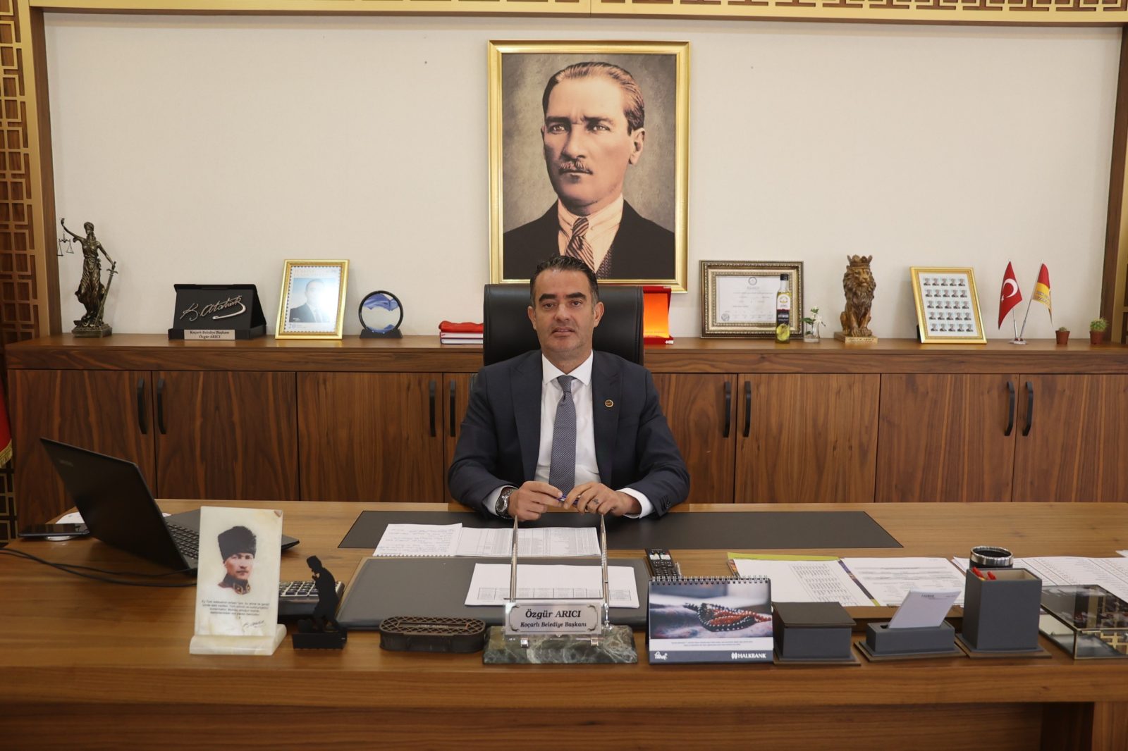 Koçarlı Belediye Başkanı Özgür Arıcı’dan 29 Ekim Cumhuriyet Bayramı Mesajı