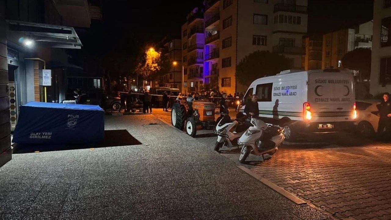 Söke Kan Gölüne Döndü!Ünlü İş İnsanı Evinin Önünde Silahlı Saldırıya Uğradı