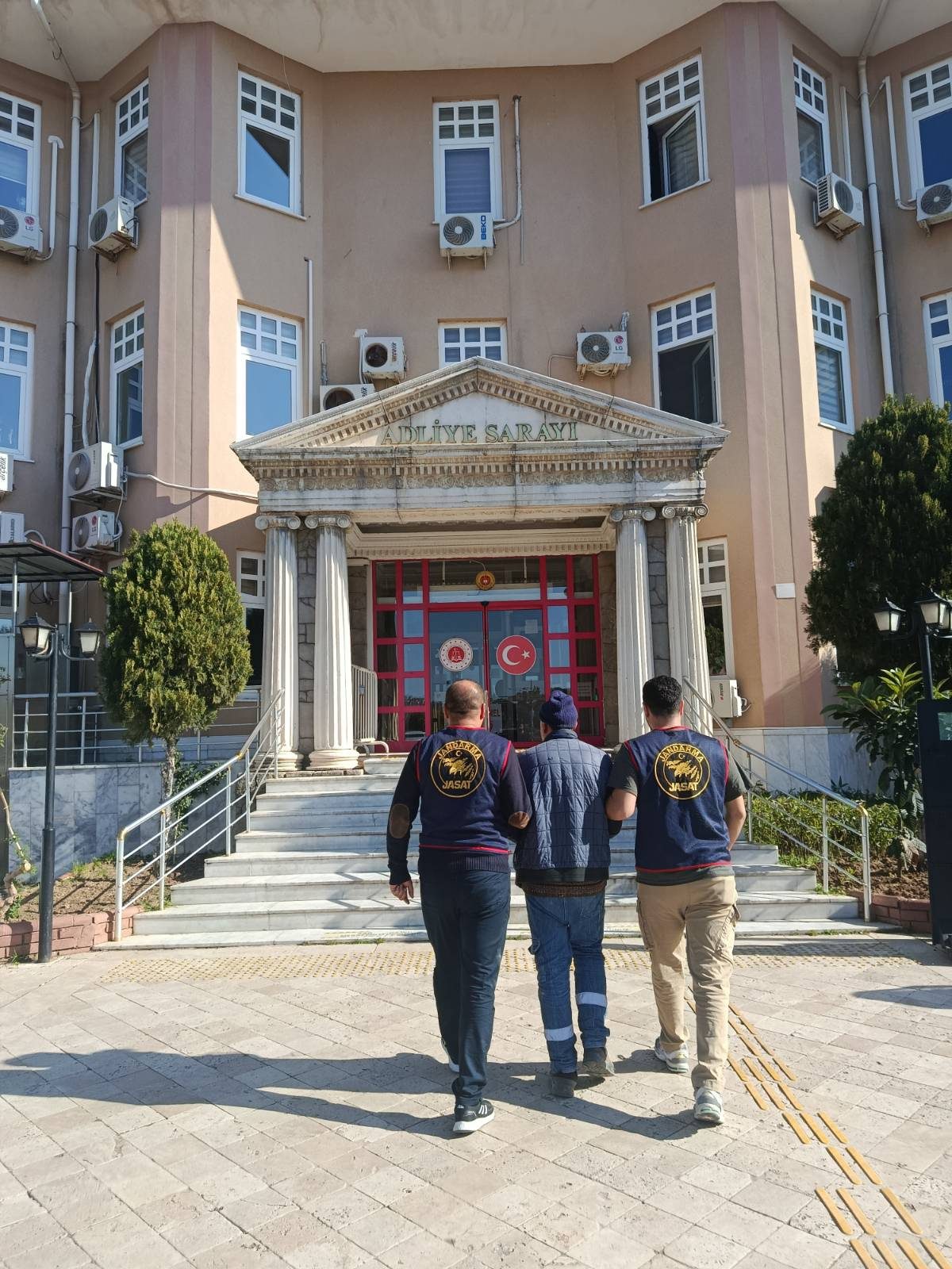 Didim’de 14 Yıl 8 Ay Hapis Cezası Bulunan Hükümlü Yakalandı
