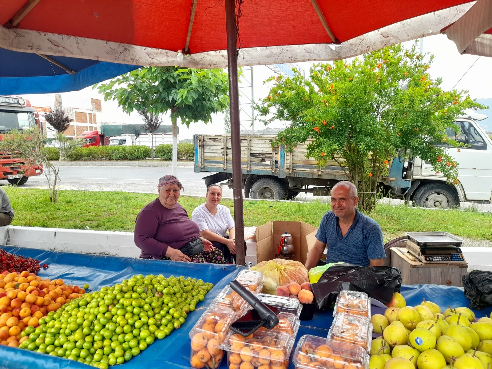 ORTAKLAR MAHALLESİ'NİN İKİNCİ SEMT PAZARI AÇILDI