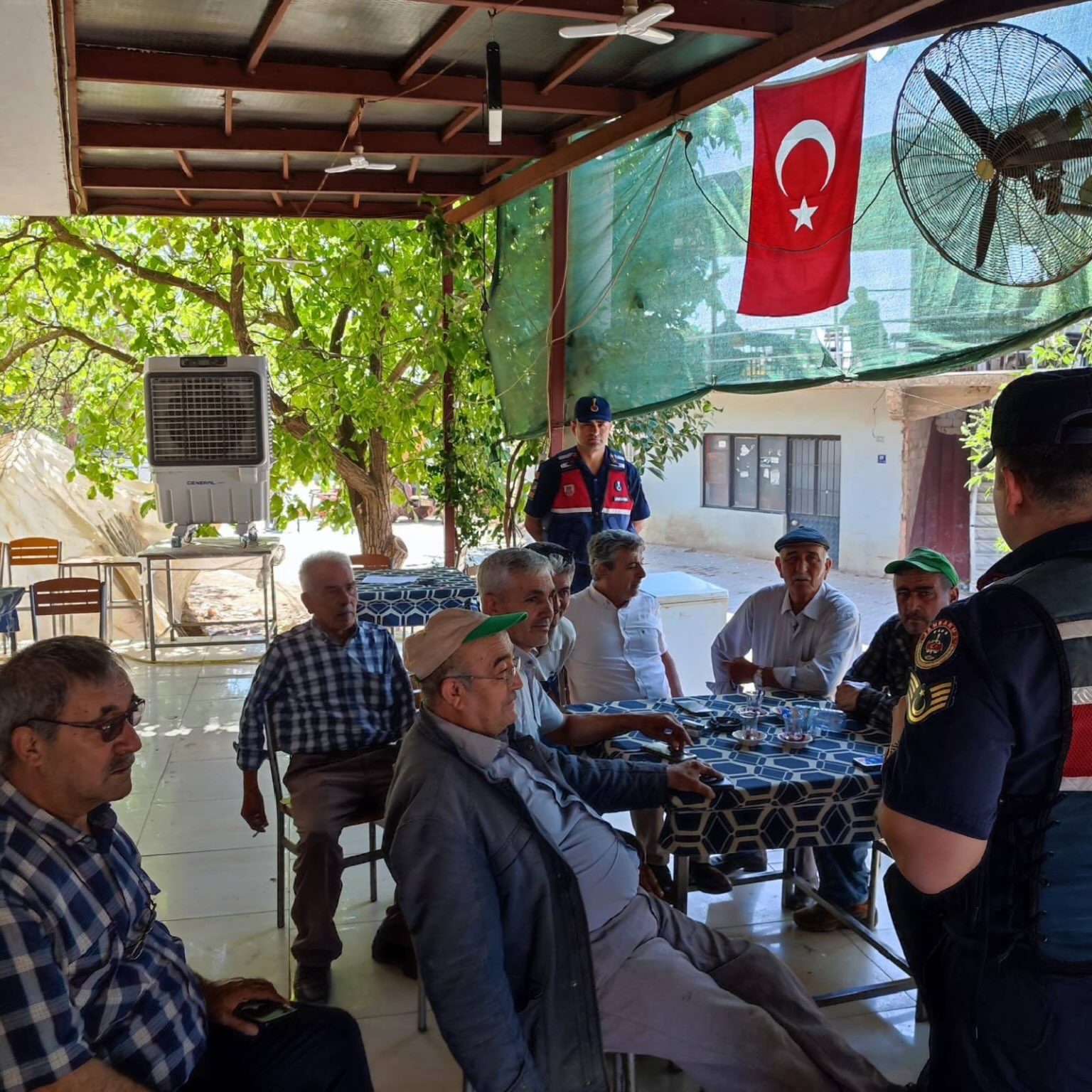 JANDARMA’DAN DOLANDIRICILIĞA KARŞI İKAZ