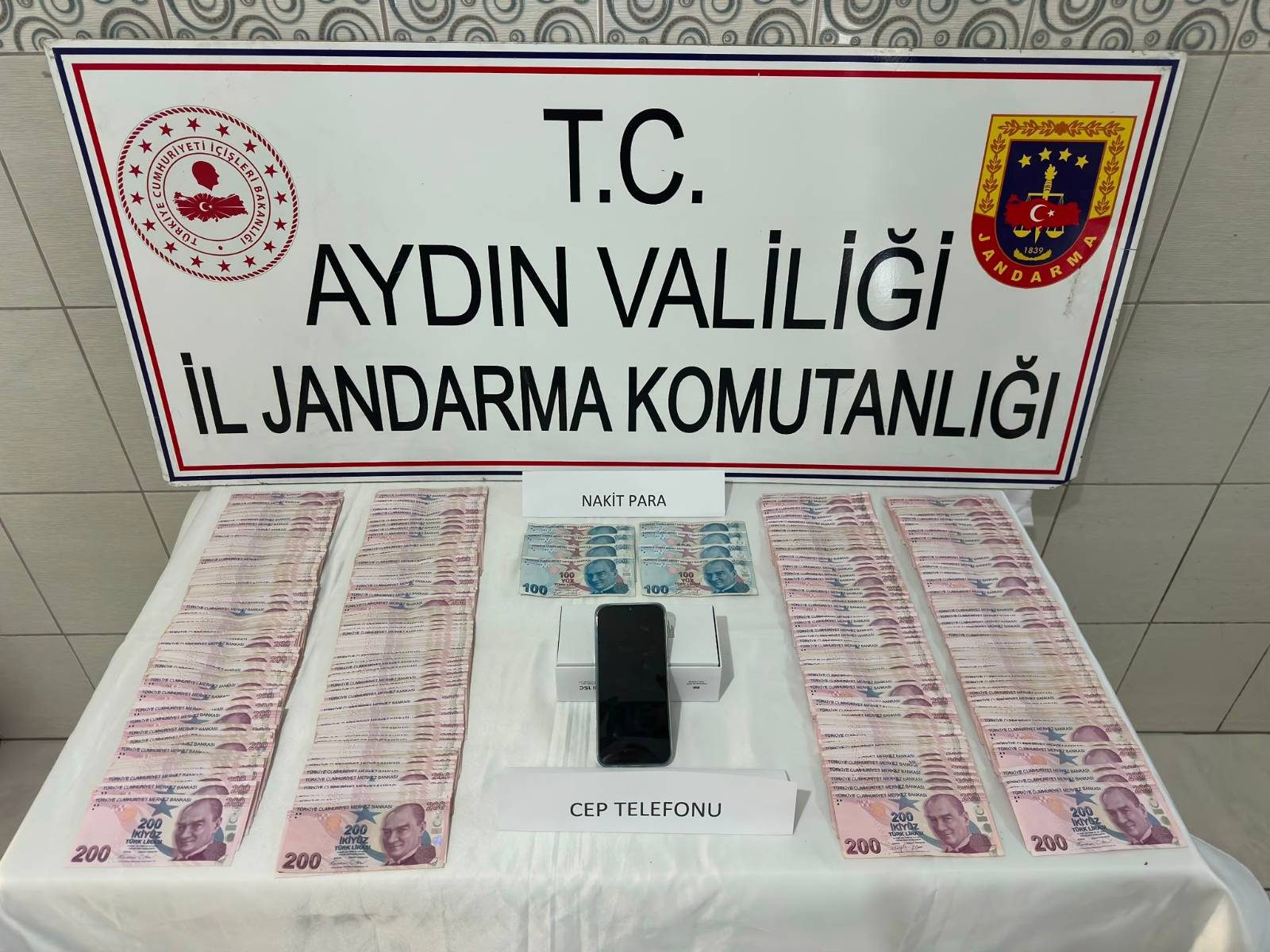 Bozdoğan’da Yaşlı Vatandaşın Evini Soyan Şüpheliler Kamera Kayıtlarıyla Yakalandı: 1 Tutuklama