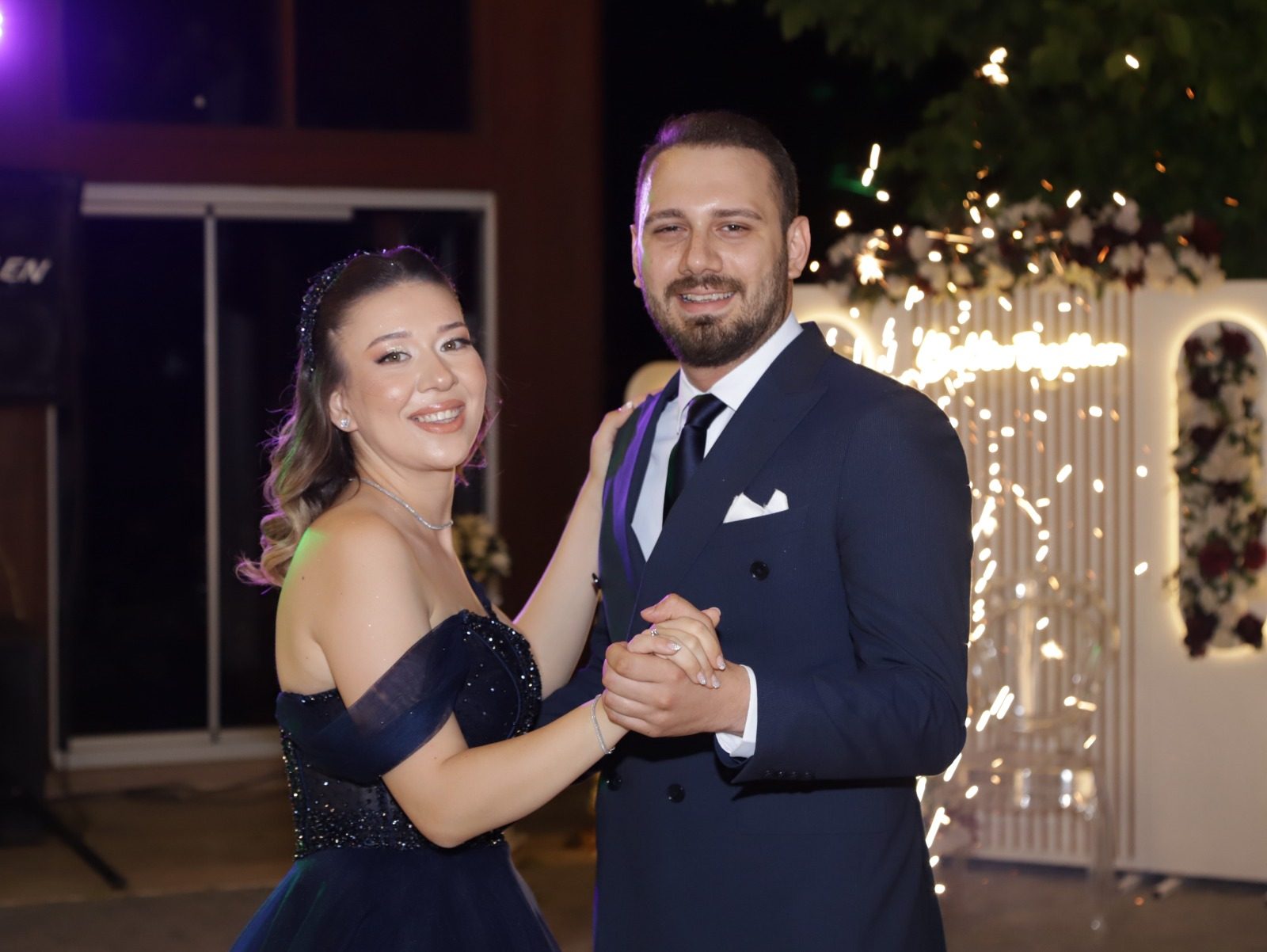 DÜĞÜN GİBİ NİŞAN OLDU