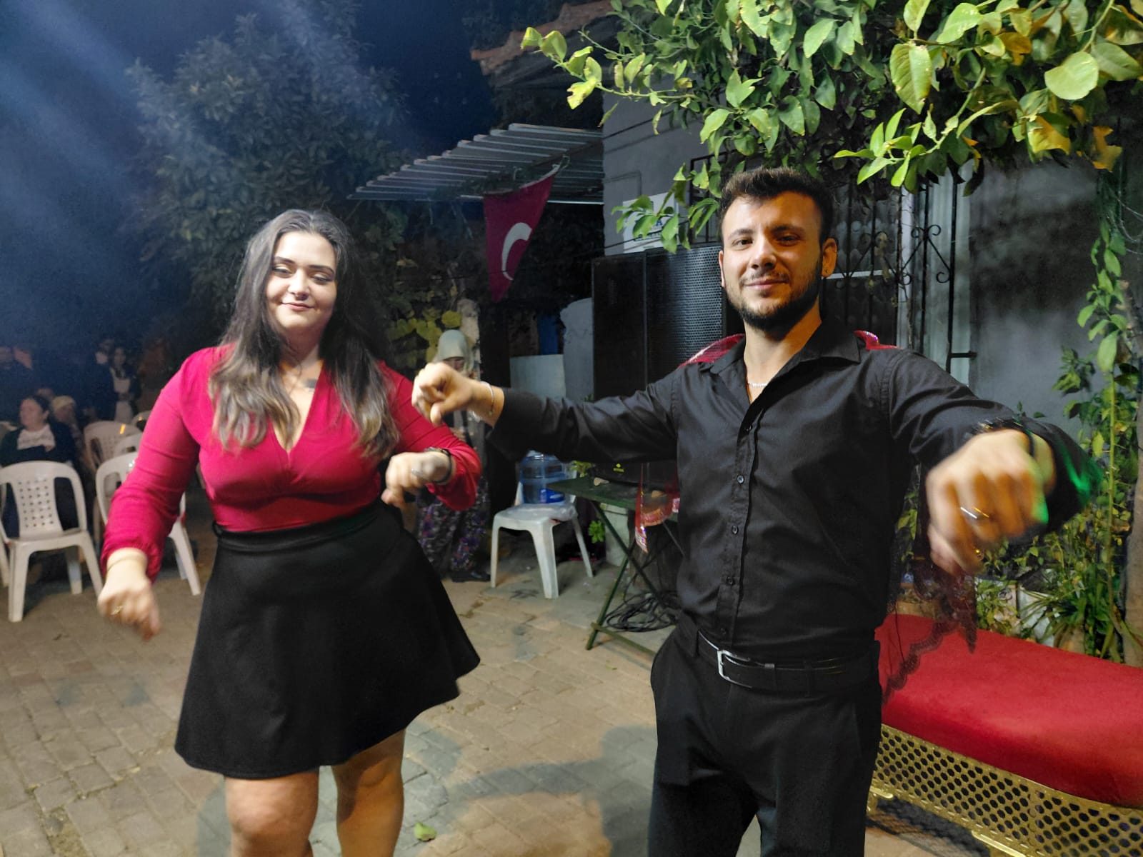 İncirliova’da Asker Eğlencesi Coşkusu: Ali Alper Uğurlandı