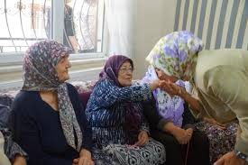 Aile ve Sosyal Hizmetler Bakanı Göktaş, Aydın'da yaşlılarla buluştu