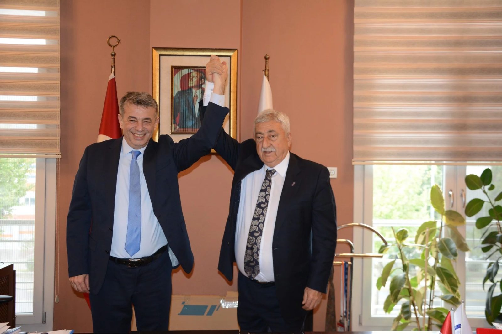 Künkcü'den teşekkür: 'Esnafın hizmetkârı olmaya devam edeceğiz'