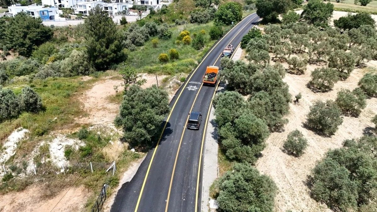 Aydın Büyükşehir Belediyesi Yolları Yeniliyor