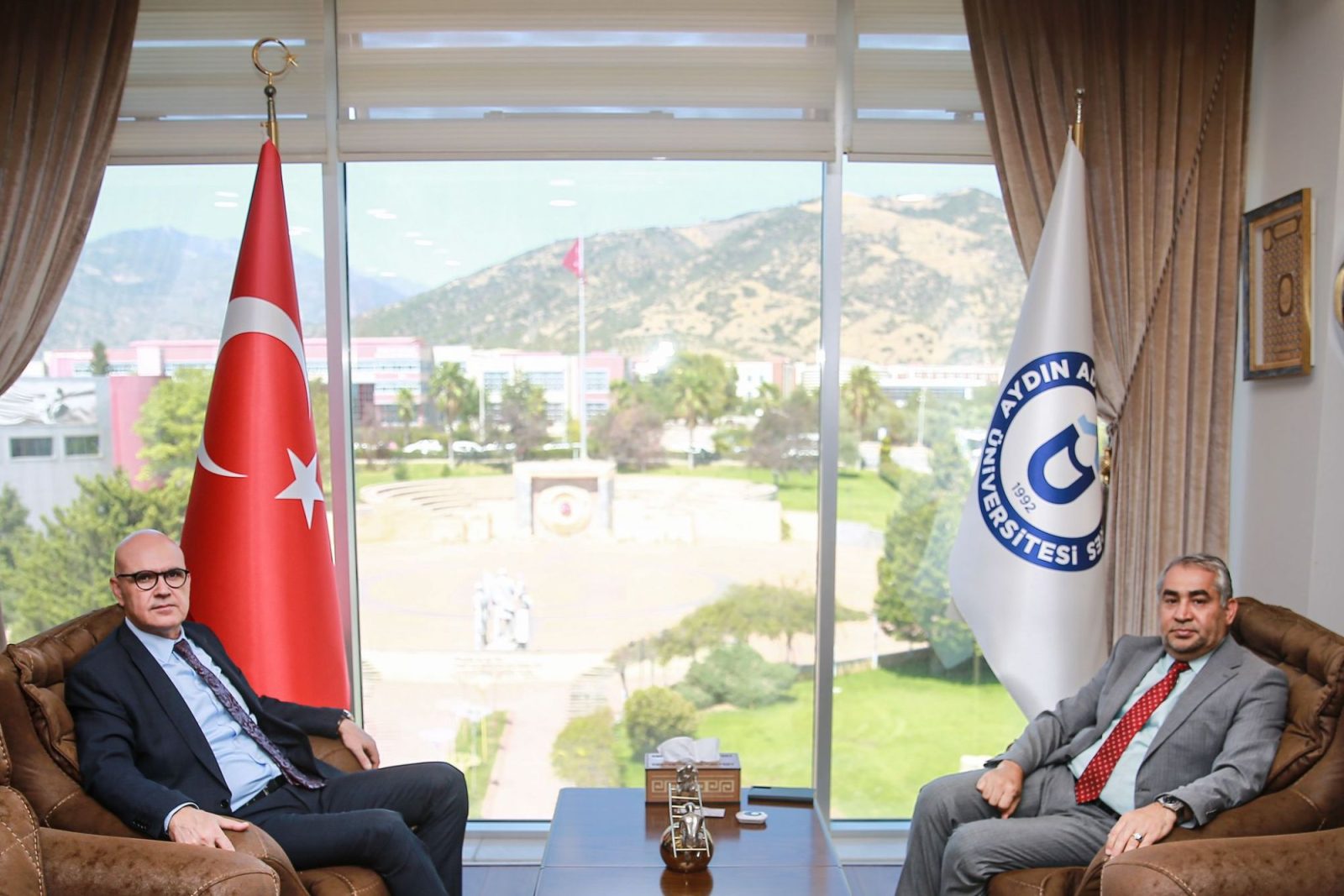 Rektör Kent, Aydın Cumhuriyet Başsavcısı Celal Tekin’i Makamında Ağırladı