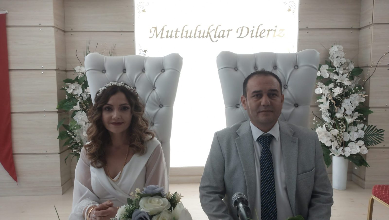 ÜLKÜ DESENLİ BİR NİKAH