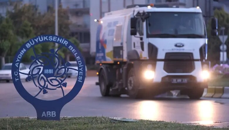 AYDIN BÜYÜKŞEHİR BELEDİYESİ PIRIL PIRIL BİR AYDIN İÇİN ÇALIŞMALARINI 24 SAAT SÜRDÜRÜYOR