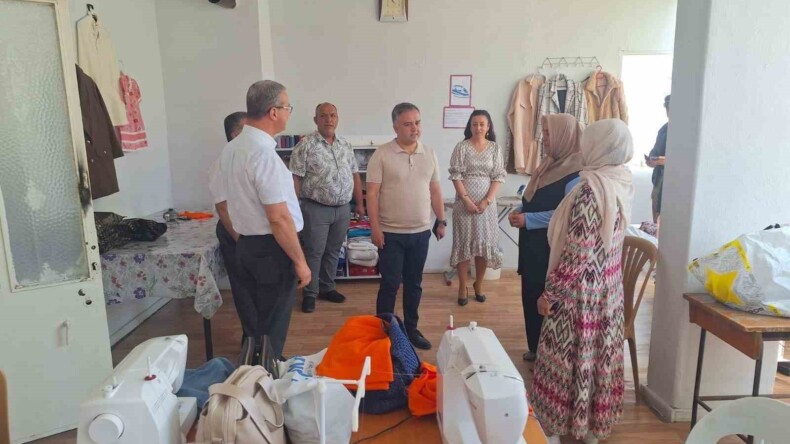 Bozdoğan Kaymakamı Gökçe dikiş nakış kursiyerleri ile bir araya geldi