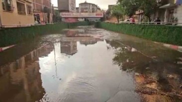 Nazilli’de dolu ve sağanak etkili oldu