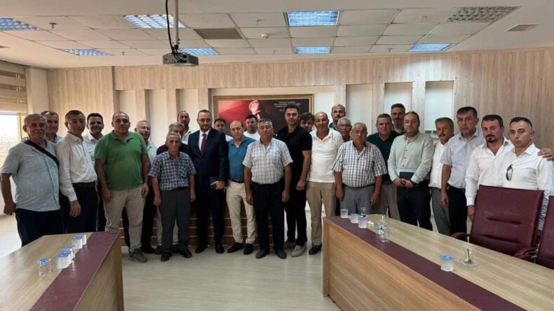 CHP Köşk Meclis Üyeleri Mahalle Muhtarları ile Birlikte Büyükşehir Belediyesine Çıkarma Yaptılar