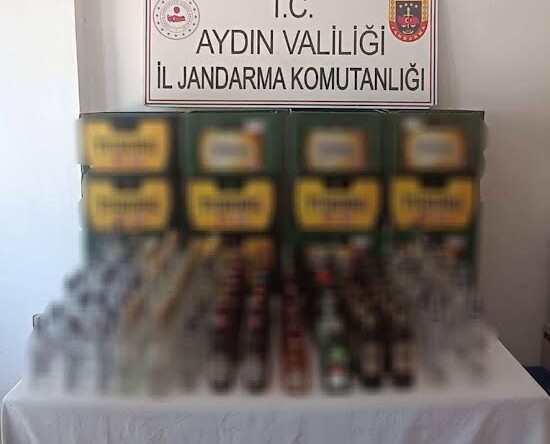 JANDARMA RUHSATSIZ MEKANDAKİ ALKOLLERE EL KOYDU