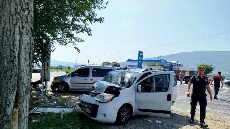 ZİNCİRLEME TRAFİK KAZASI