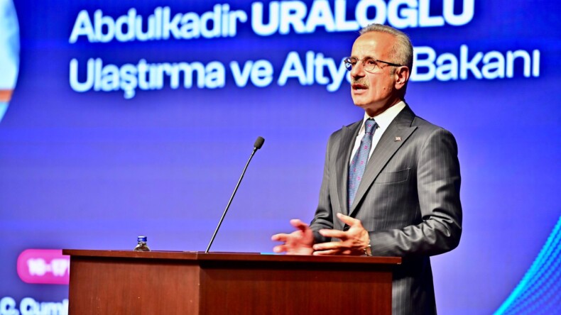 Sosyal medya tehdit alanı olmayacak..
