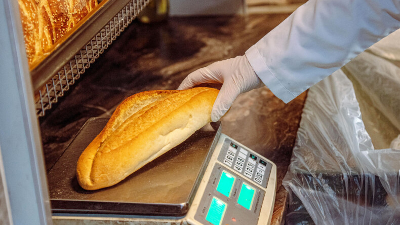 KUŞADASI BELEDİYESİ’NDEN EKMEK FIRINLARINA HİJYEN VE GRAMAJ DENETİMİ