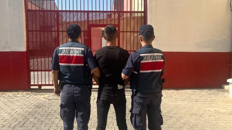 İNCİRLİOVA’DA TAVUK HIRSIZI YAKALANDI
