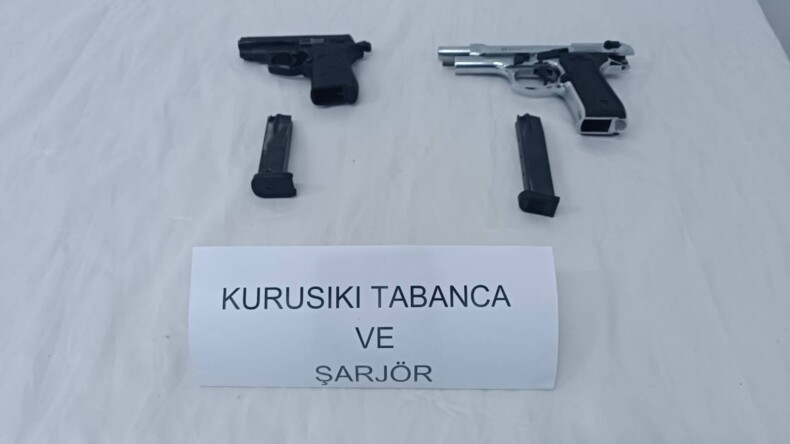 ÜZERİNDE KURU SIKI SİLAH BULUNAN KİŞİYE CEZA YAZILDI