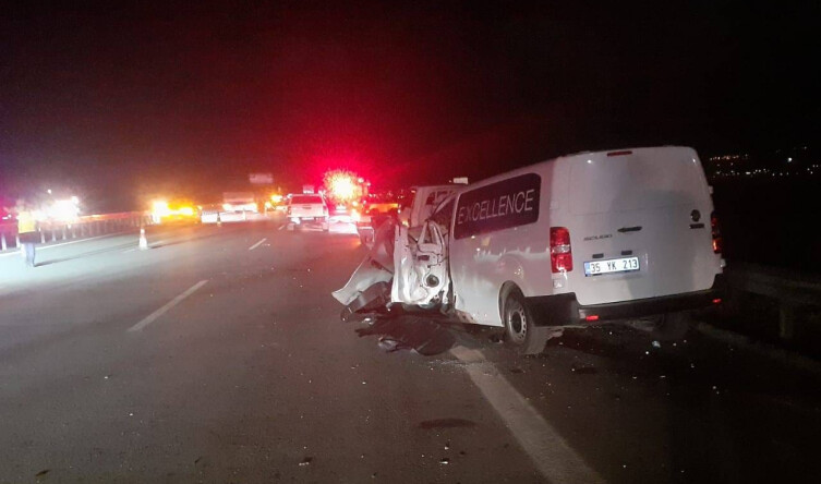 KUYUCAK’TAKİ ZİNCİRLEME KAZA DA 1 KİŞİ HAYATINI KAYBETTİ