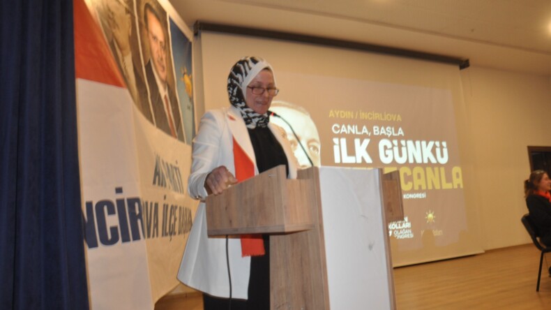 AK Parti İncirliova  İlçe Kadın Kolları Başkanı Karabulut, güven tazeledi