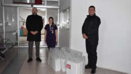 BAŞKAN ZENCİRCİ ONOKOLOJİ SERVİSİNDE TEDAVİ GÖREN ÇOCUKLARI ZİYARET ETTİ