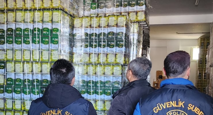 Aydın’da 3,5 ton tağşişli zeytinyağı bulundu