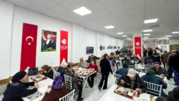 BAŞKAN YETİŞKİN KURDELEYİ DAR GELİRLİ VATANDAŞLAR İÇİN KESTİ