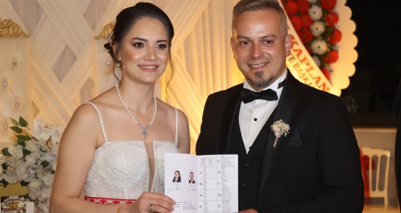 BİR ÖMÜR MUTLULUKLAR BİZDEN SİZE