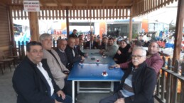 İNCİRLİOVA’NIN MAHALLE MUHTARLARI ‘SEVGİLİLER GÜNÜN DE” BİRLİK BERBERLİK MESAJI