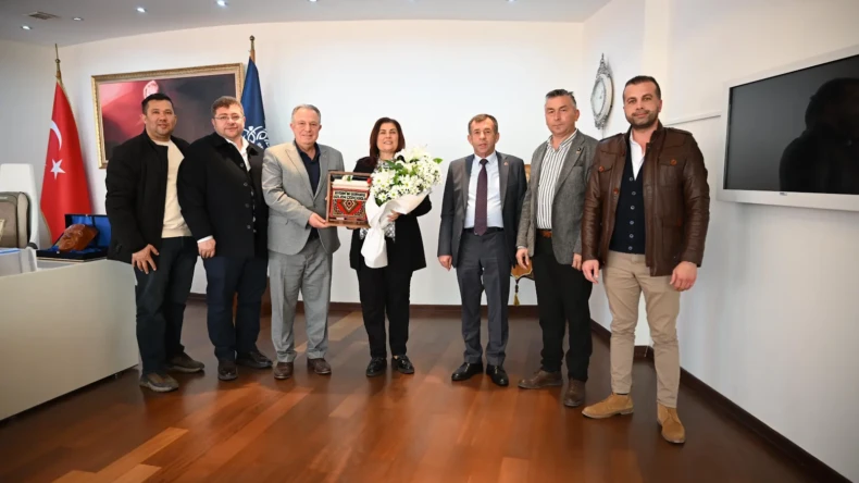 BAŞKAN ÇERÇİOĞLU’NA KARACASU BELEDİYE BAŞKANI MUSTAFA BÜYÜKYAPICI VE MECLİS ÜYELERİNDEN ZİYARET