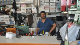 DOST BAŞA, DÜŞMAN AYA BAKAR