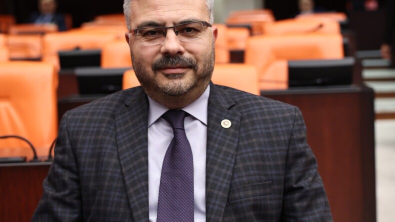 AK Parti Aydın Milletvekili Av. Ömer Özmen’in *Ramazan Bayramı Kutlama Mesajı*