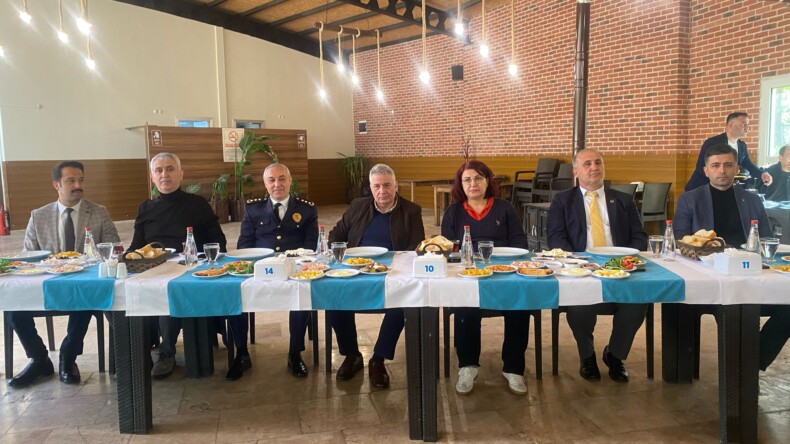 POLİSLERDEN EMEKLİ BÜYÜKLERİNE AHDE VEFA