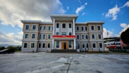 Karpuzlu’nun yeni Hükümet Konağı kapılarını açtı