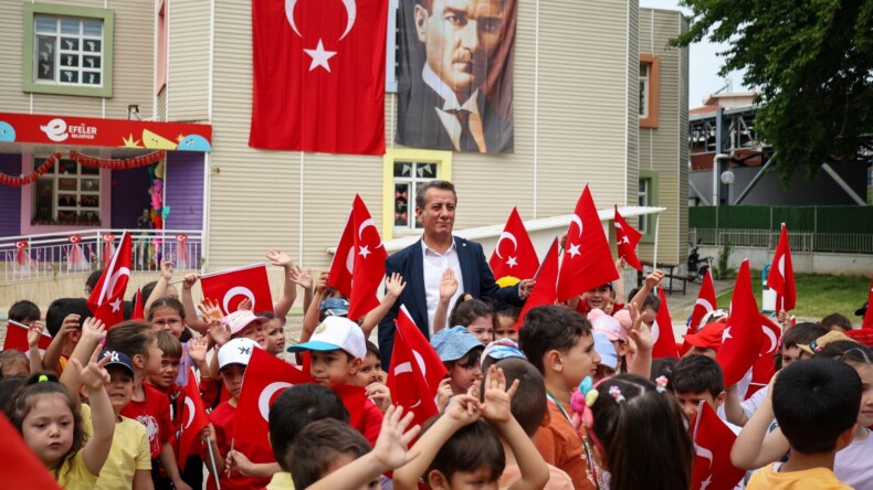 BAŞKAN YETİŞKİN’DEN 23 NİSAN ULUSAL EGEMENLİK VE ÇOCUK BAYRAMI MESAJI