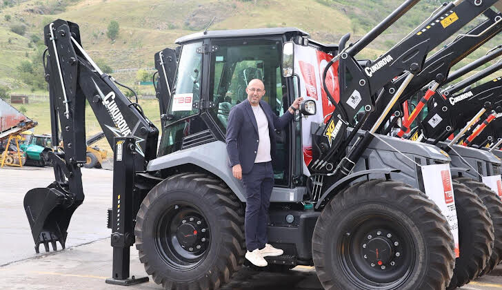 “TBB’NİN HİBE ETTİĞİ İŞ MAKİNASI GERMENCİK HALKININ HİZMETİNDE”