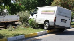 MİNİBÜS ÇİÇEKLİĞE ÇIKTI