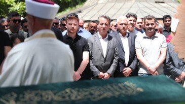 EFELER BELEDİYESİ’NDE HÜZÜN: ADEM ÖZDEMİR DUALARLA UĞURLANDI