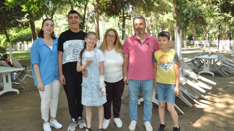 ÖZEL EĞİTİMLİ ÖĞRENCİ VE ÖĞRETMENLERE YEMEK VERİLDİ