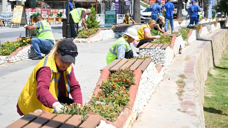BAŞKAN ÇERÇİOĞLU’NUN ÇALIŞMALARI DİDİM’E DEĞER KATIYOR