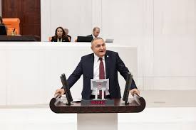 Karakaş, “Burada konuştuğumuz şey yalnızca çevre değil, Türkiye’nin bağımsızlığıdır” dedi