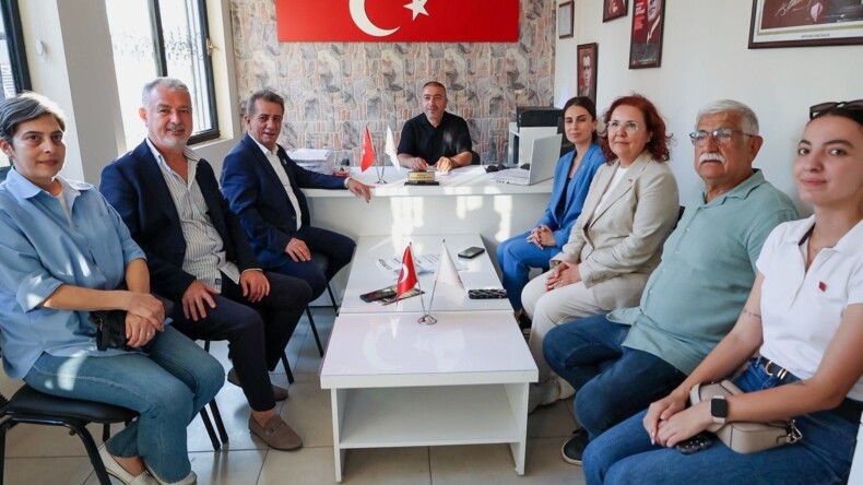 BAŞKAN ANIL YETİŞKİN ORTAK AKIL VE KATILIMCI BELEDİYECİLİK ANLAYIŞIYLA SAHADA
