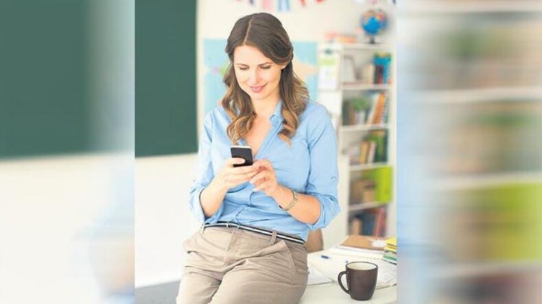 Öğretmene telefon yasağı tartışması
