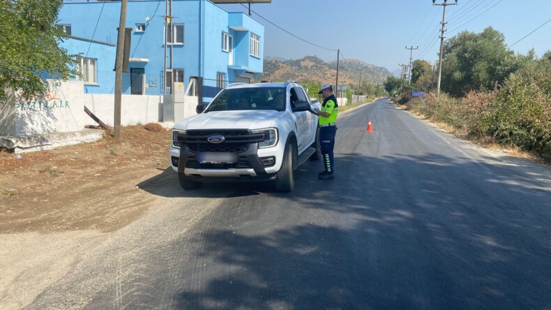 JANDARMA’DAN KÖŞK’TE ŞOK TRAFİK UYGULAMASI        