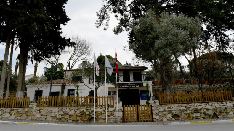 KUŞADASI’NDA ROSEMARY BALDWIN ANISINA TEKNOLOJİK DOKUNUŞ