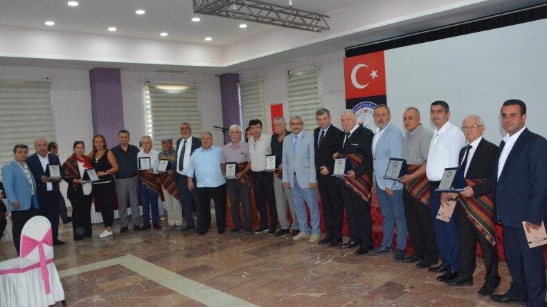 MHP Aydın İl Başkanı Haluk Alıcık ” Ahilik; yardımlaşma, dayanışma, doğruluk, dürüstlük ve ahlak disiplininde “meslek ve ahlak felsefesi” demektir