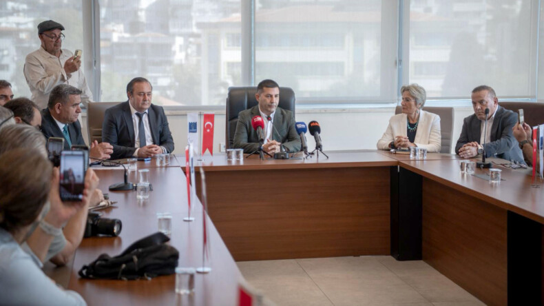 BAŞKAN ÖMER GÜNEL: “YENİ HİZMET BİNAMIZ İÇİN PROJELER YARIŞACAK”