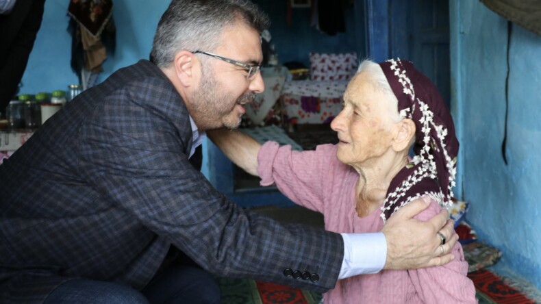 AK Parti Aydın Milletvekili Ömer Özmen’in 1 Ekim Dünya Yaşlılar Günü mesajı 