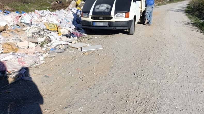 EFELER’DE KAÇAK MOLOZ DÖKÜMÜNE 47 BİN TL CEZA                                                                               ZABITA EKİPLERİ ÇEVRE DENETİMLERİNE DEVAM EDİYOR